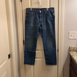 Men’s Levi’s 514 blue jeans size 38x30